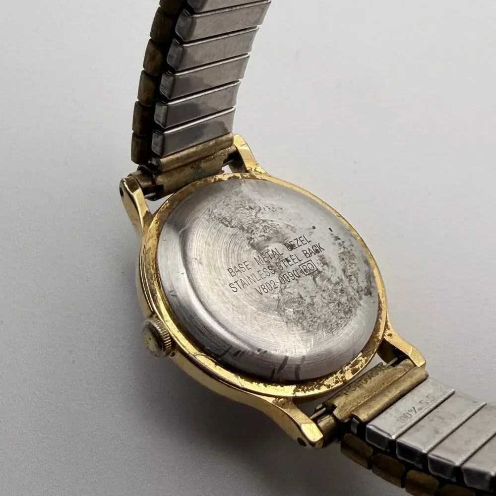 Vintage Lorus Quartz Gold Tone Ladies Watch Small Second Working New Battery